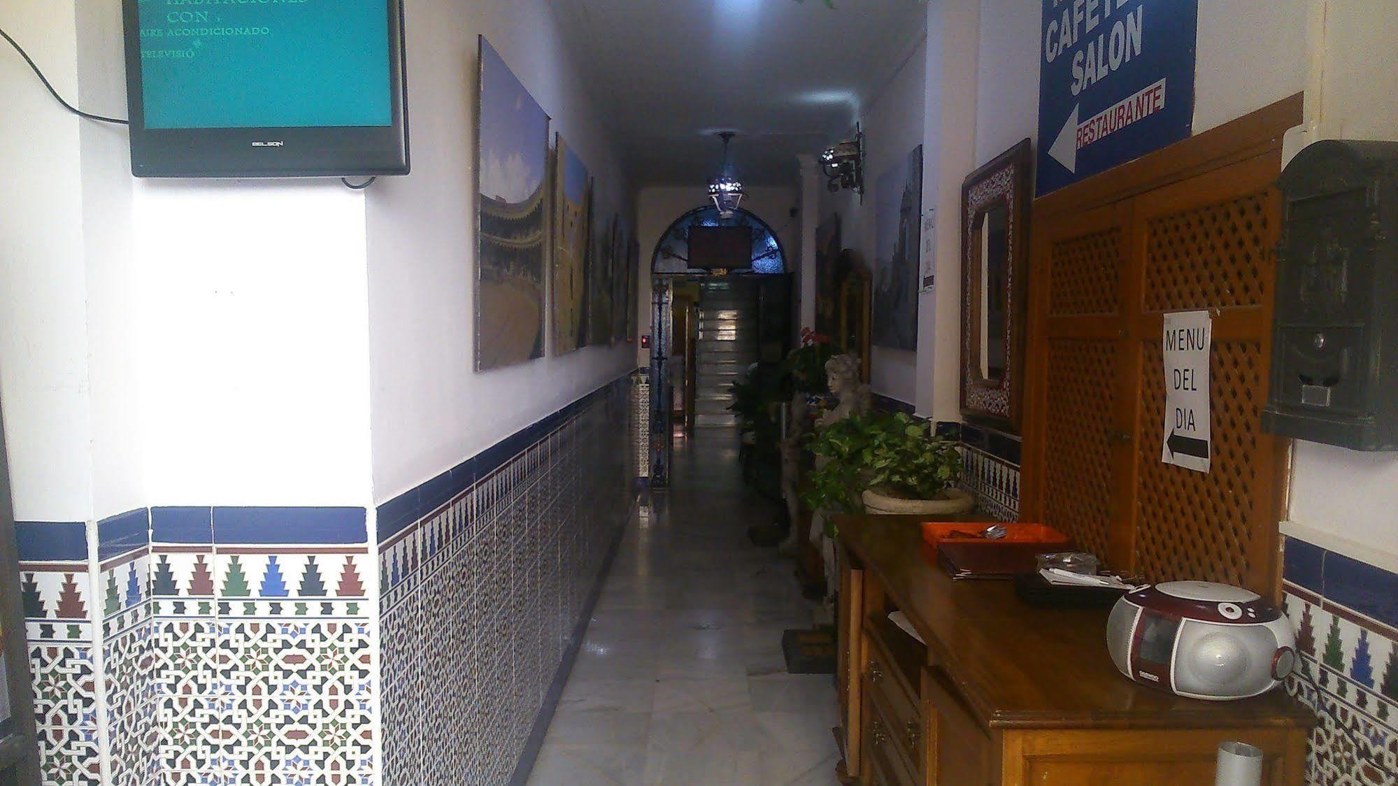 Hostal Virgen Del Rocio روندا المظهر الخارجي الصورة