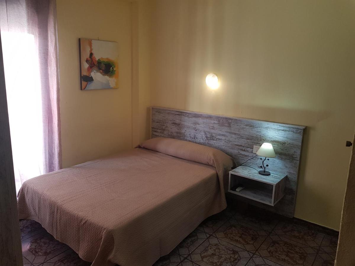 Hostal Virgen Del Rocio روندا المظهر الخارجي الصورة