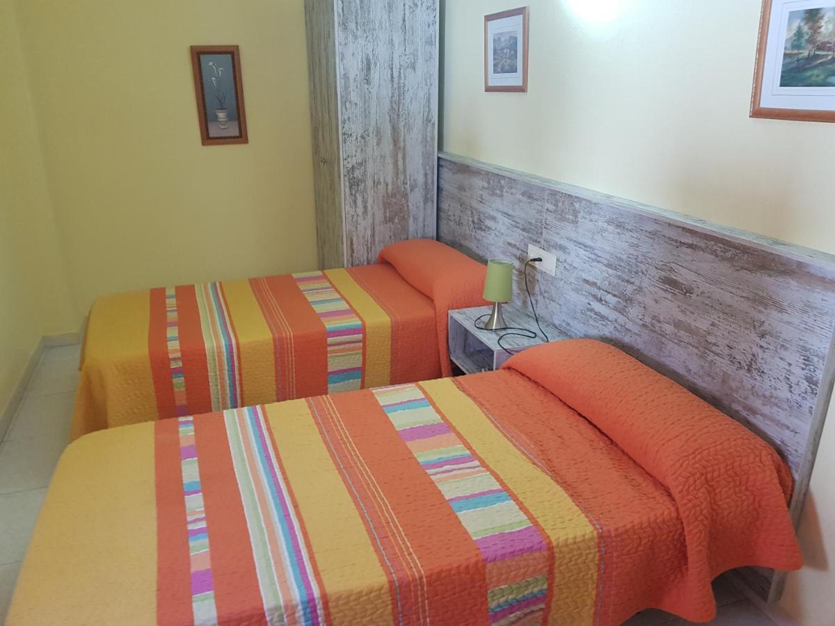 Hostal Virgen Del Rocio روندا المظهر الخارجي الصورة
